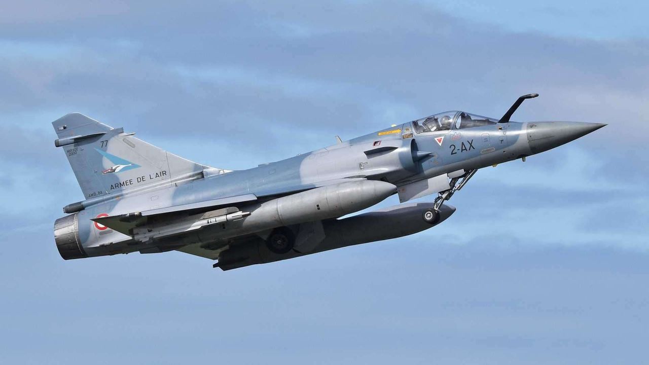 Advanced French fighter jets en route to Ukraine