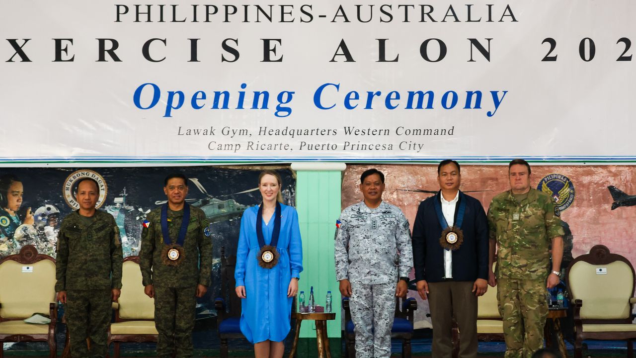 Australia and Philippines begin largest joint military drills