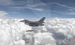 Türkiye’s SOM cruise missile hits target using domestic engine