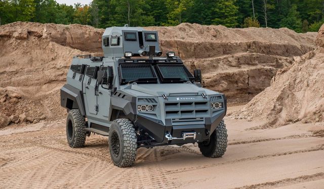 Roshel delivers 2,000th Senator armoured vehicle to support Ukraine
