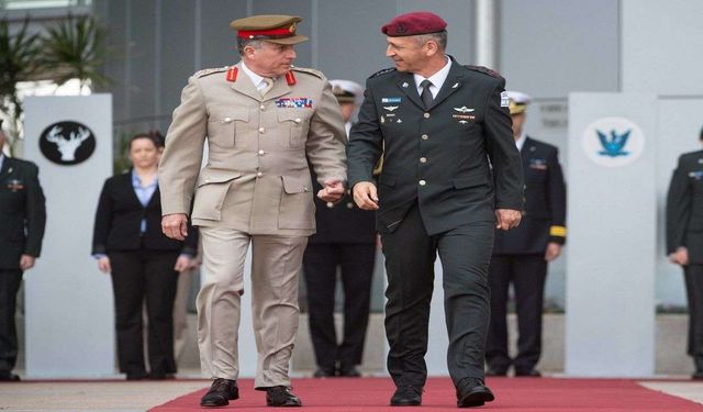 UK, Israel sign 10-year deal on cybersecurity, defense