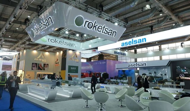 Roketsan exhibits its national missiles and ammunition in Saudi Arabia