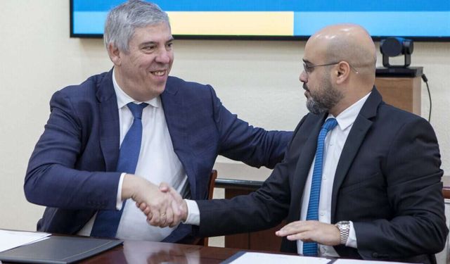 Indra and EDGE sign agreement for new Joint Venture to develop and manufacture radars in UAE