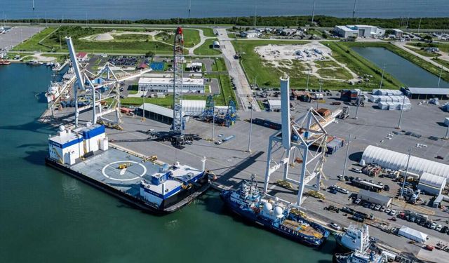 Damen delivers rocket landing platform to Blue Origin