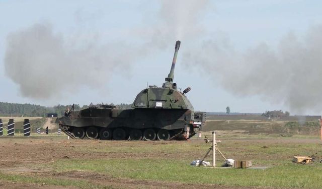 Rheinmetall to supply Ukraine with propelling charges for 155mm artillery