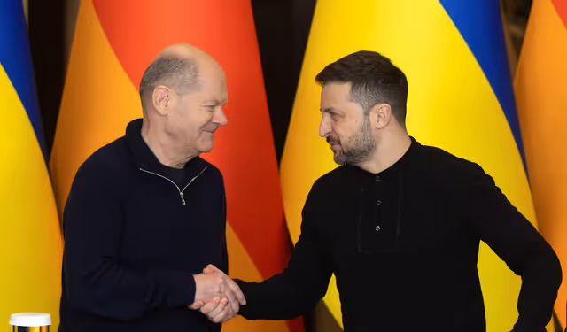 Germany sends new military support to Ukraine, including Leopard Tanks and IRIS-T Systems