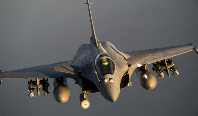 Ukraine confirms talks with France on Rafale fighter jets