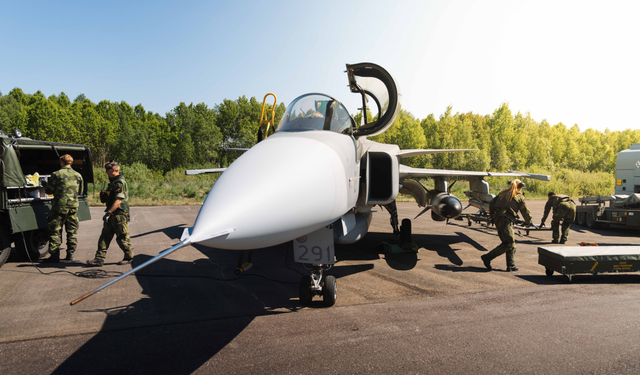 Saab and Swedish Armed Forces extend Gripen maintenance agreement