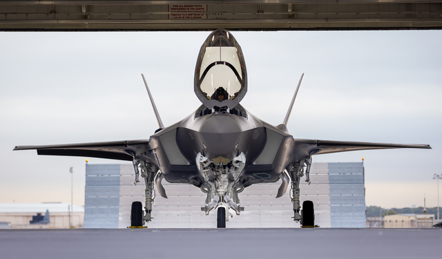 Poland’s new F-35A fighters begin flight tests in the United States