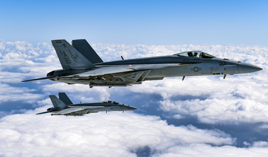 Raytheon clears key review of electronic warfare system for F/A-18E/F