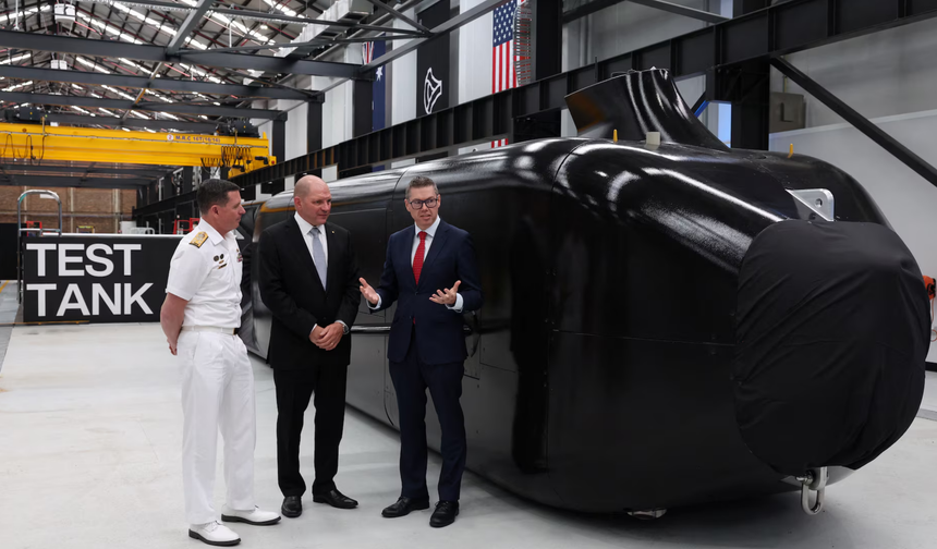 Anduril opens Ghost Shark factory in Sydney