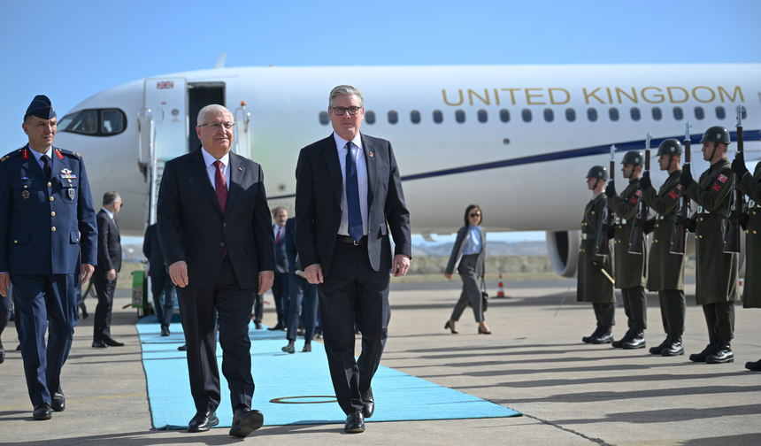UK Prime Minister Starmer arrives in Türkiye for official talks