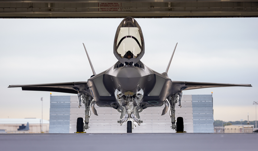 Poland’s new F-35A fighters begin flight tests in the United States