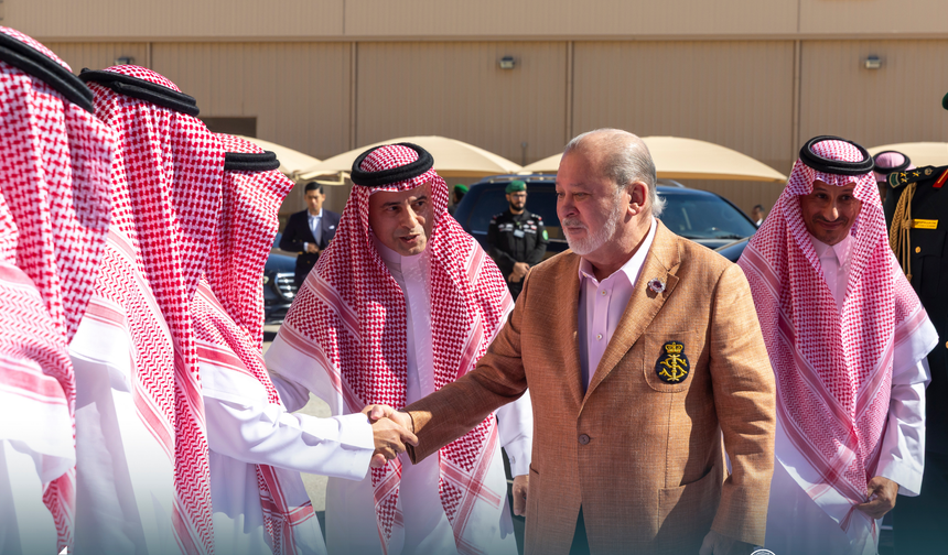Malaysia’s King visits SAMI facilities in Riyadh